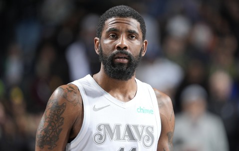 浓眉：当然希望欧文尽快回归但不会主动催他复出 他是名人堂级别