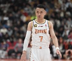 betvictor伟德(中国)唯一官方网站-媒体人：原帅把季后赛投成了三分大赛 9记三分比广东全队还多1个