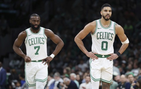 betvictor伟德(中国)唯一官方网站-NBA彩经：绿军小胜独行侠 火箭难胜开拓者 马刺破船 湖人胜步行者