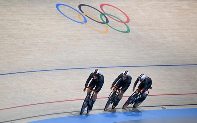 1723626472903022908.jpg 巴黎奥运会丨场地自行车——女子团体竞速赛赛况XxjpseC008572_20240806_MVPFN0A001.jpg